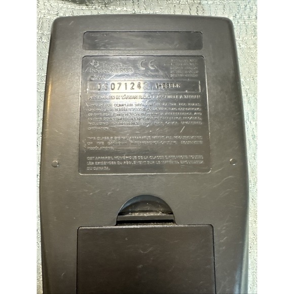 Texas Instruments TI-83 Calculator FOR PARTS - Picture 6 of 7